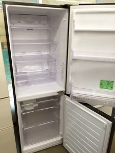AQUA　冷蔵庫　270L　AQR-D27A　2012年式